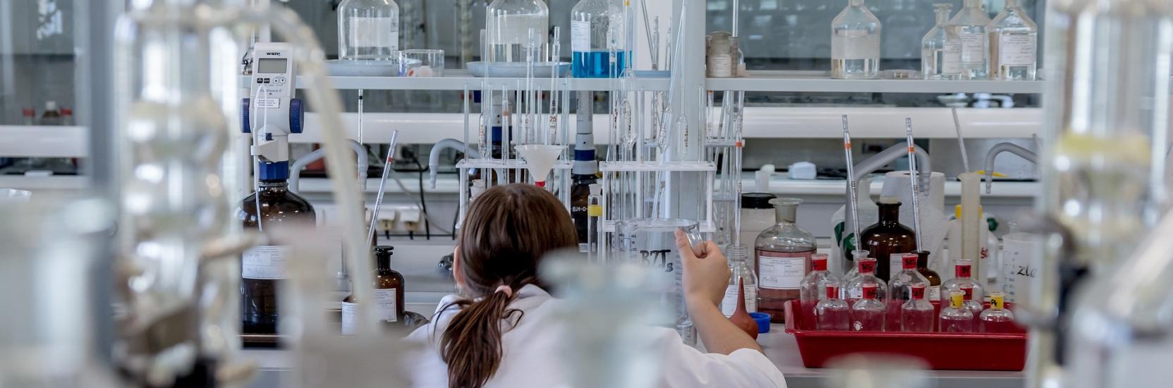 MLA team scores a perfect zero - Laboratory image 
